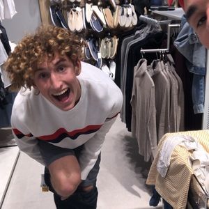 Meet your Posher, Adam